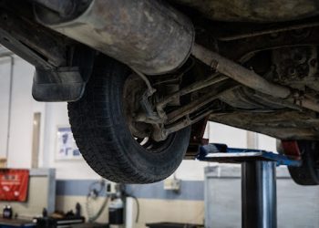 3 Etapes Simples Pour Permuter les Pneus de Votre Voiture au Sénégal