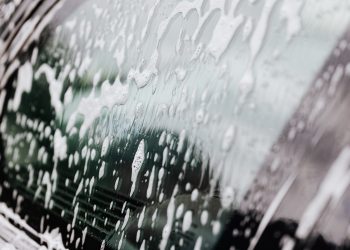 Trois Conseils Pour Nettoyer les Vitres de Votre Voiture