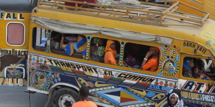 Senegal’s Colorful « Cars Rapide » to Find Permanent Parking Spots
