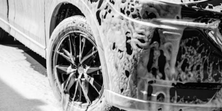 6 Astuces Pro Pour Maintenir L’Extérieur De Votre Voiture