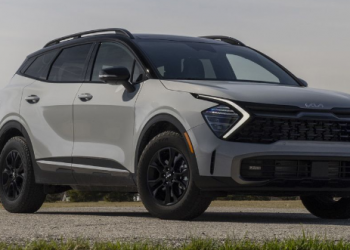 Comparaison des Hybrides Toyota et des Hybrides Honda au Sénégal