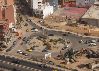 Naviguer sur les routes du Sénégal : Étiquette et Conseils de Conduite