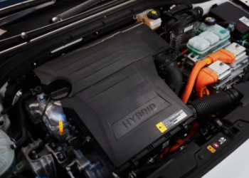 Comment Savoir si la Batterie de ma Voiture Hybride est Défectueuse ?