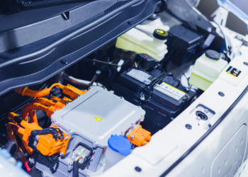 Les différences entre les liquides de refroidissement des véhicules électriques