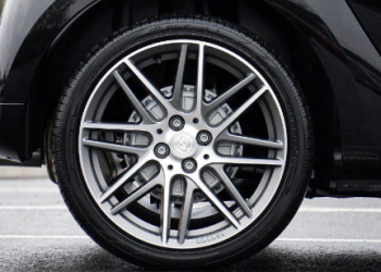 Pneus Tubeless vs Pneus à Chambre à Air : Quelles Sont les Grandes Différences ?