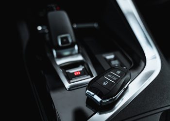 Accessoires essentiels pour une conduite sécurisée au Sénégal