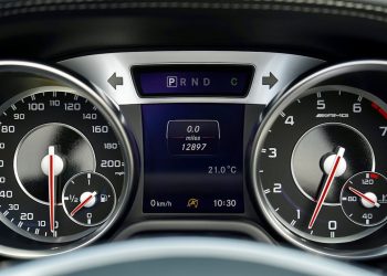 Ce qu’il faut vérifier avant d’acheter une voiture d’occasion à Dakar ou dans d’autres villes