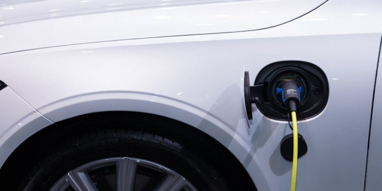 Comment le climat du Sénégal influence la performance des voitures électriques